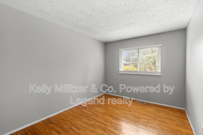 Building Photo - 2126 Northernlimits Dr