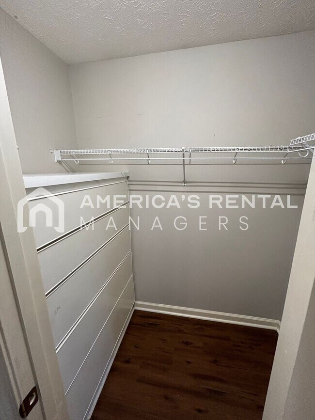 Building Photo - Home for rent in Montgomery!!! Available NOW!!!
