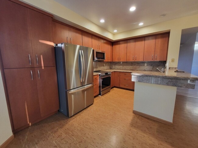 Building Photo - Two Story Duet Located in the Hills of Hercules, CA