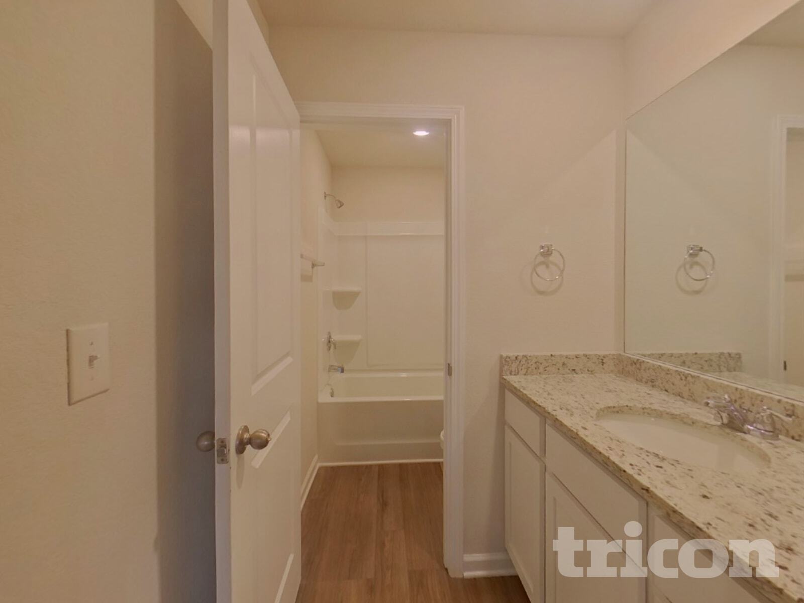 Building Photo - 823 Athens Ln