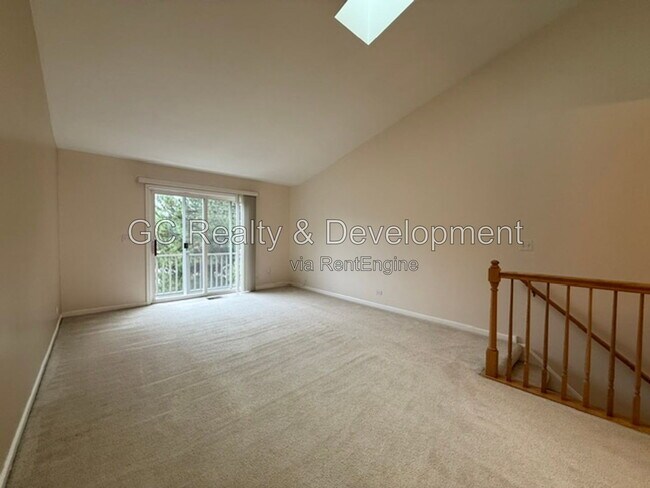 Building Photo - 110 Allerton Dr