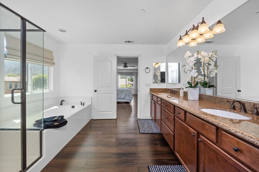 Building Photo - 25589 Foxglove Ln