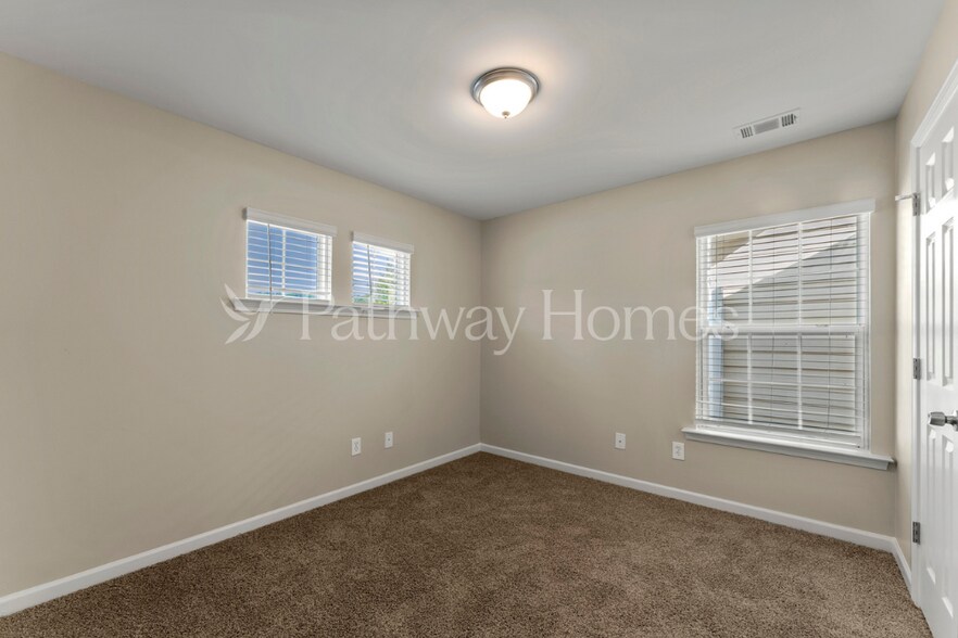 Building Photo - 2059 Appaloosa Way