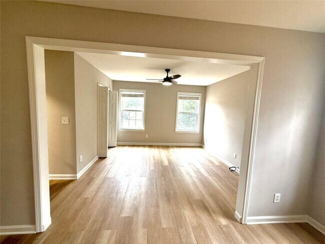 Building Photo - 1505 Wedgefield Ct