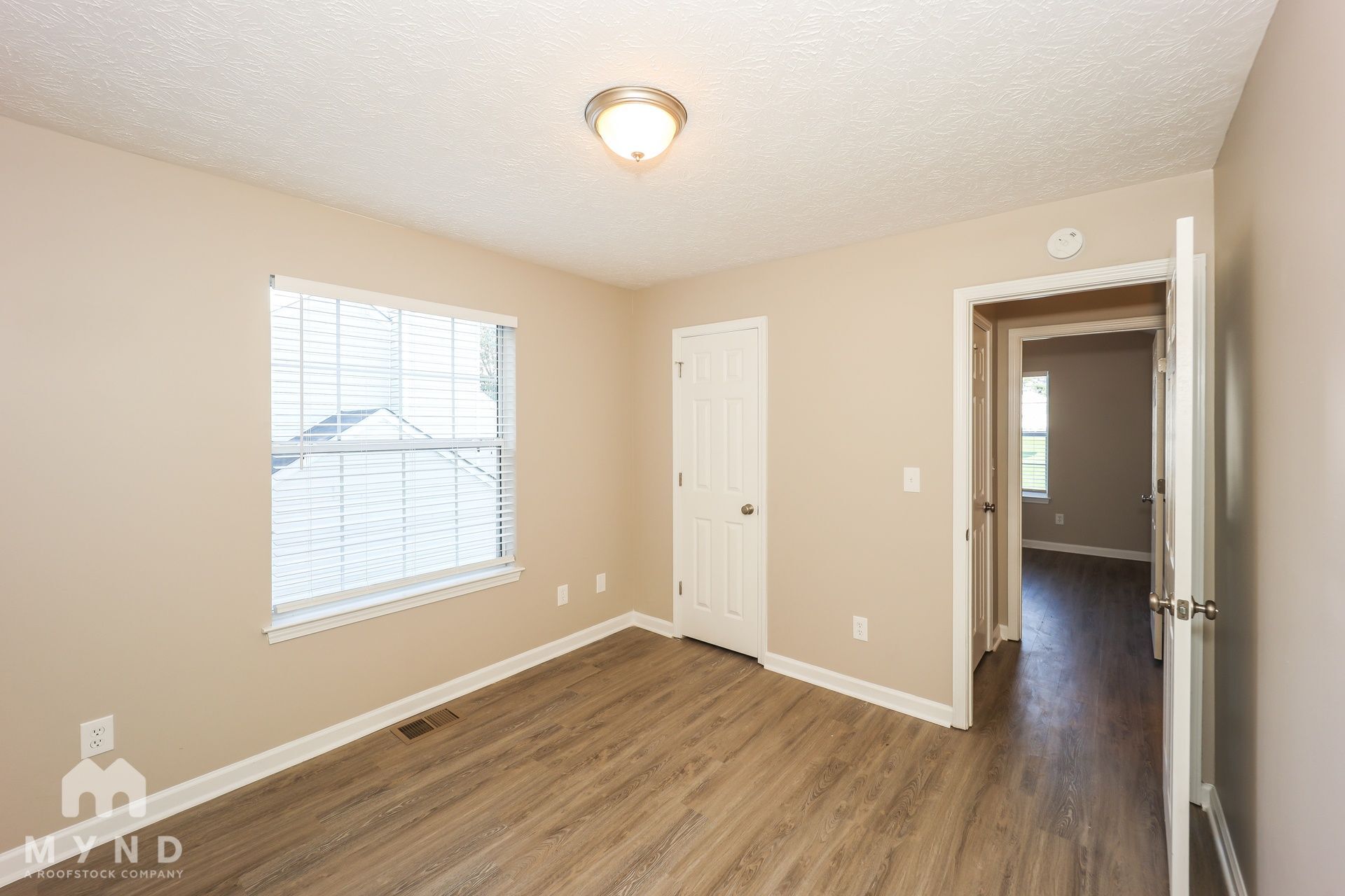 Building Photo - 7303 Williamsburg Dr