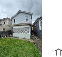 Building Photo - 1503 3rd Ave