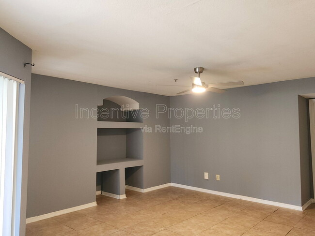 Building Photo - 7220 Westpointe Blvd
