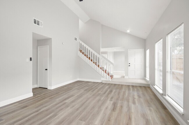 Building Photo - 16602 Capewood Dr