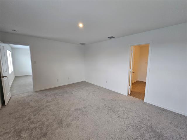 Building Photo - 1813 Equine Retreat Wy