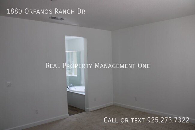 Building Photo - Brand New 4 Bed/3 Bath Home in Perfect Bre...