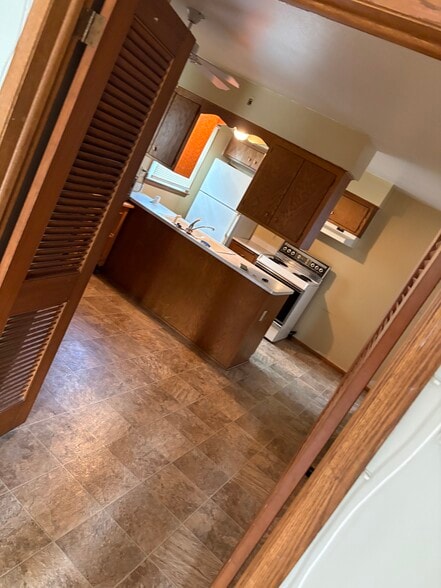 Building Photo - 5124 N 106th St