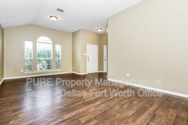 Building Photo - 117 Arrowhead Dr
