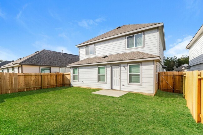 Building Photo - 2150 Middle Rdg Dr