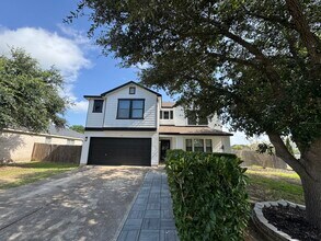 Building Photo - 191 Mistletoe Ln