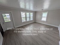 Building Photo - 1532 W Barker Ave