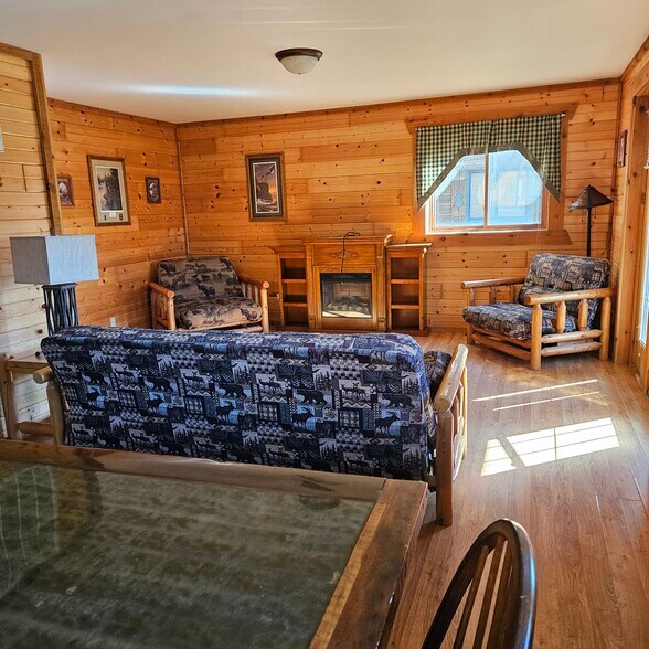 Building Photo - 459 Overlook Ct