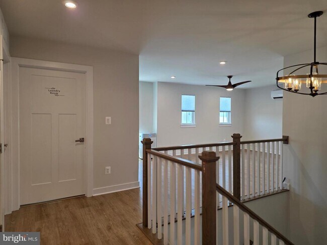 Building Photo - 7550 Mint Springs Ct