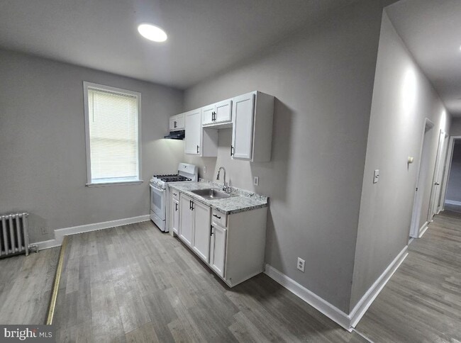 Building Photo - 5515 Haverford Ave