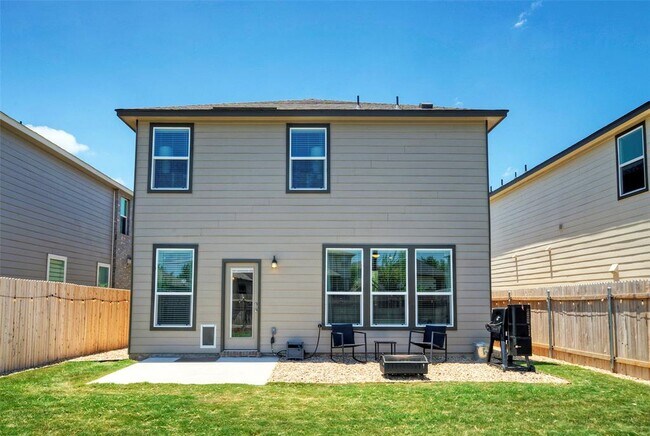 Building Photo - 13216 Nancy Reagan St