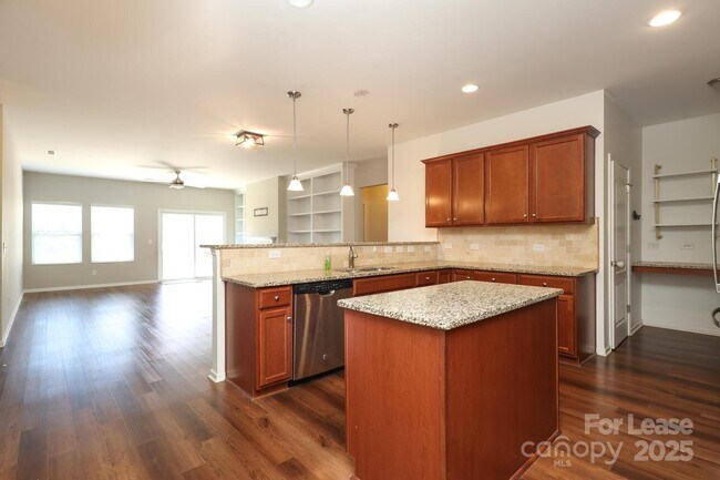 Building Photo - 1512 Sunflower Field Pl