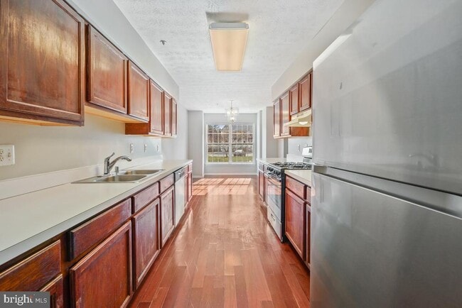 Building Photo - 6081 64th Ave