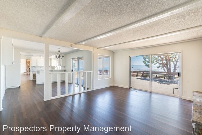 Building Photo - 4 br, 2 bath House - 2850 Paseo Robles
