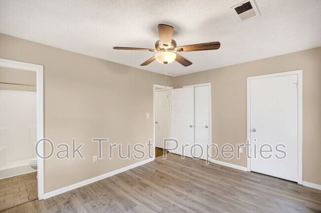 Building Photo - 103 Cambell Ct