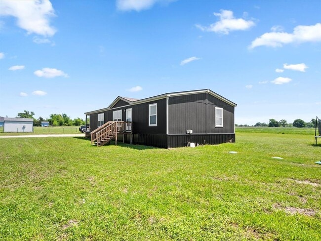 Building Photo - 5236 Co Rd 219