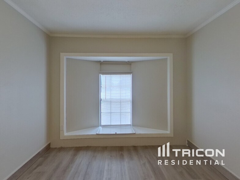 Building Photo - 7828 Texridge Dr