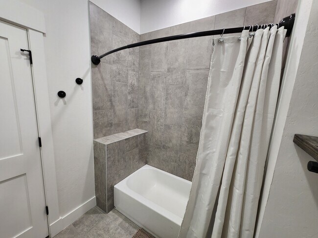private room - 8321 SW 109th Ter