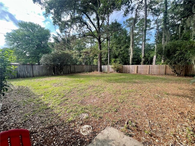 Building Photo - 18 Rivers Bend Dr