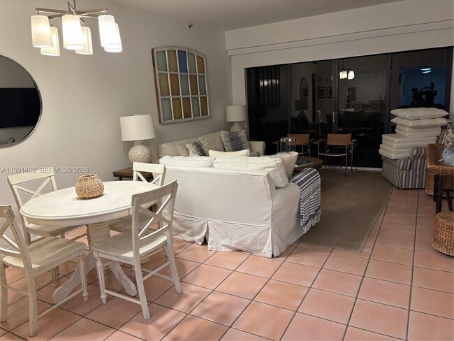 Building Photo - 201 Crandon Blvd