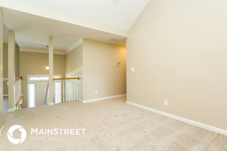 Building Photo - 308 Barr Cir