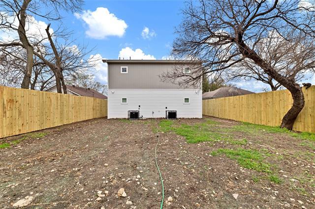 Building Photo - 2842 S Marsalis Ave