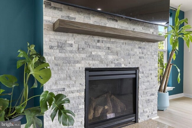 Building Photo - 310 Mackintosh Rd