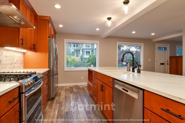 Building Photo - 8839 Densmore Ave N