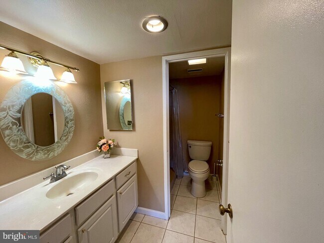 Building Photo - 6101 Edsall Rd