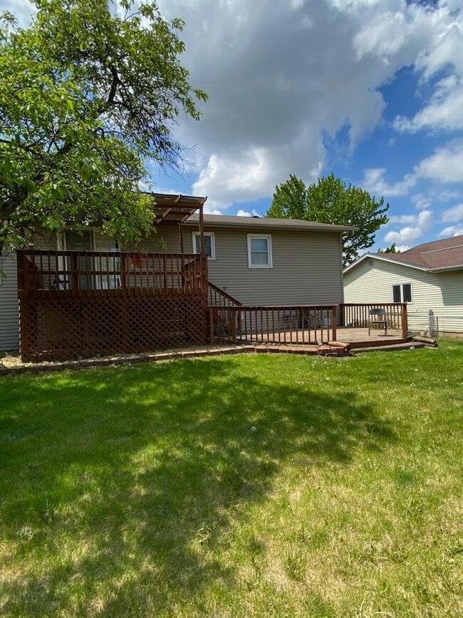 Building Photo - 3535 Treaty Ln