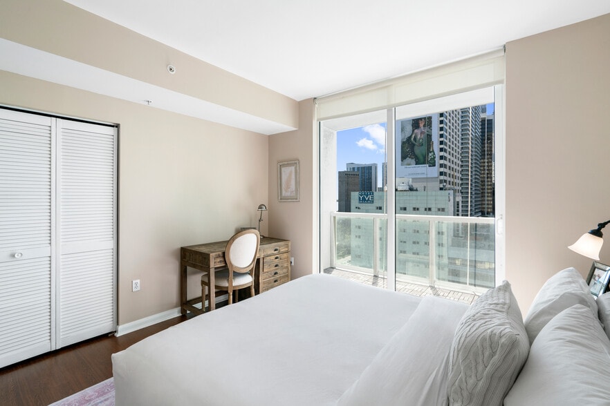 Building Photo - 244 Biscayne Blvd