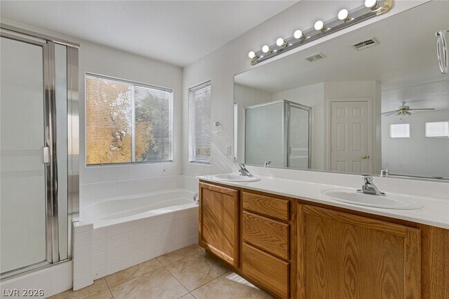 Building Photo - 9861 Ashton Pines Ct