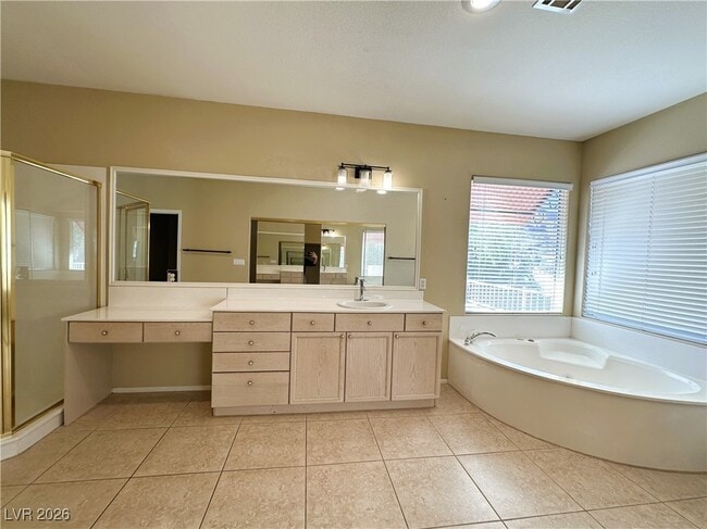 Building Photo - 767 Tossa De Mar Ave