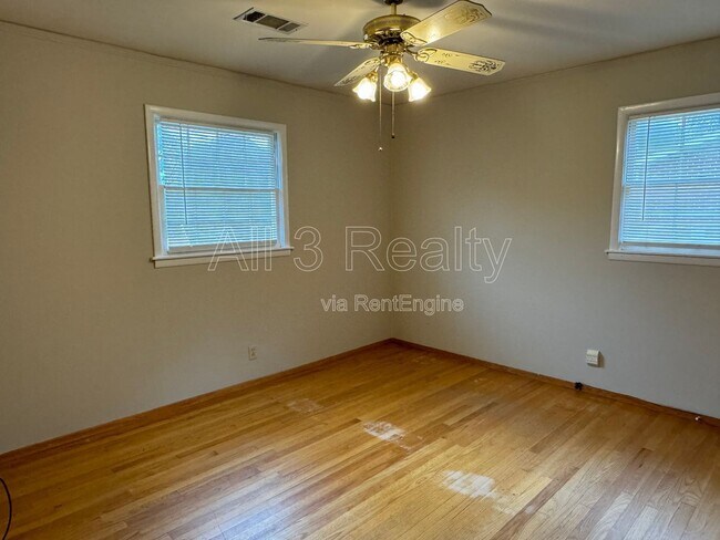 Building Photo - 3390 Arborfield Rd