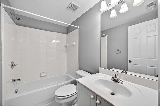 Building Photo - 1222 Creekside Pl SE