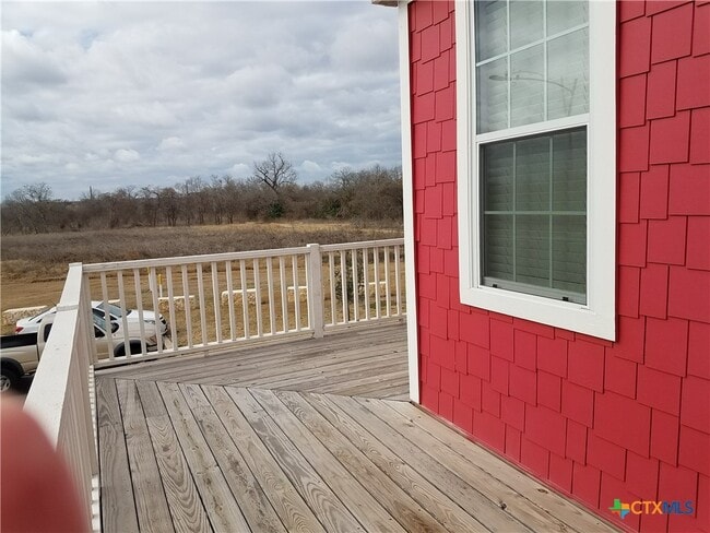 Building Photo - 334 Trestle Tree