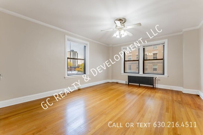 Building Photo - *** SPACIOUS 1 BED IN PRIME HYDE PARK - DO...