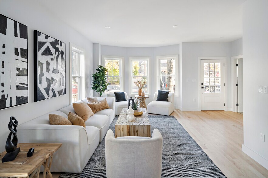 Building Photo - 315 Pearl St