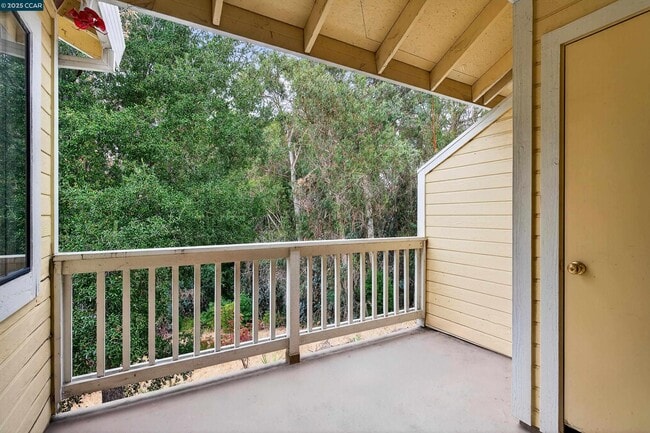 Building Photo - 1202 Devonwood