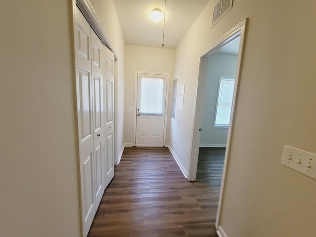 Building Photo - 2770 Weaver Dr