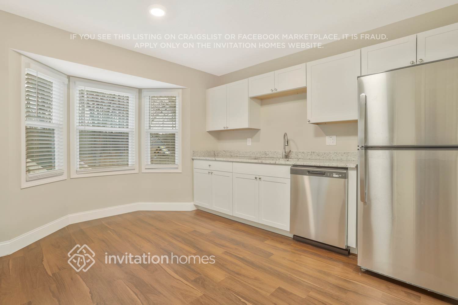 Building Photo - 2404 Hillboro Cir S W