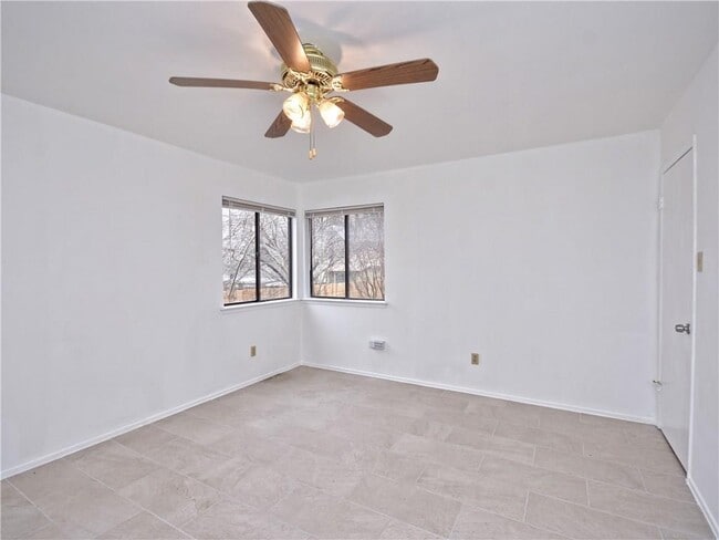 Building Photo - 2203 Frontier Trail
